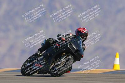 media/Oct-01-2023-SoCal Trackdays (Sun) [[4c570cc352]]/Turn 9 Set 1 (950am)/